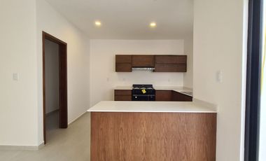 Casa en Venta Punto Lomas | Doble altura y alberca
