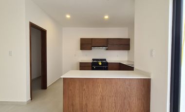 Casa en Venta Punto Lomas | Doble altura y alberca