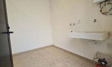 Casa en Venta Punto Lomas | Doble altura y alberca