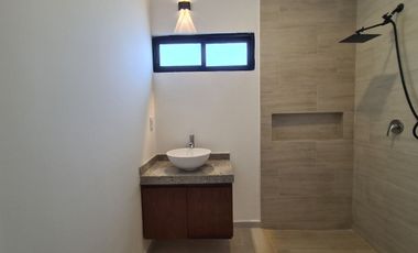 Casa en Venta Punto Lomas | Doble altura y alberca