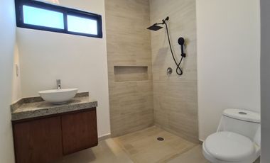 Casa en Venta Punto Lomas | Doble altura y alberca