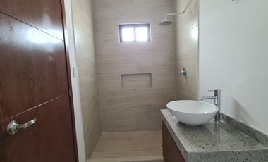 Casa en Venta Punto Lomas /Recámara planta baja