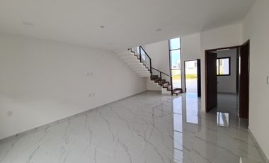 Casa en Venta Punto Lomas /Recámara planta baja