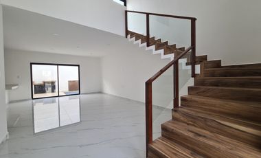 Casa en Venta Punto Lomas /Recámara planta baja
