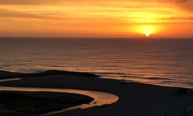 Departamento en venta - 2 Dormitorios 2 Baños 1 Cochera - 83Mts2 - Miramar