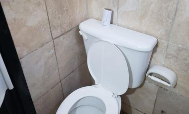 Casa en venta - 2 Dormitorios 1 Baño - 100Mts2 - Berazategui