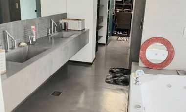 Casa en venta - 6 Dormitorios 6 Baños - El Venado