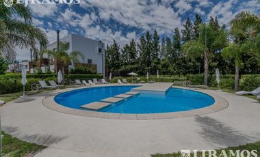 Departamento tipo duplex de 4 amb  en venta en El Sendero - Nordelta