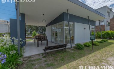 Departamento tipo duplex de 4 amb  en venta en El Sendero - Nordelta