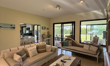 Venta - Casa 5 Ambientes, Jardín, Pileta - La Comarca, Tigre