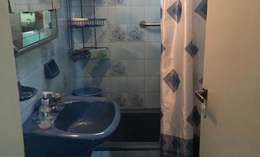 Chalet de 3 amb c/entrada de auto y jardín en José Mármol