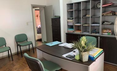 Casa en venta - 2 Dormitorios 2 Baños - Mercedes