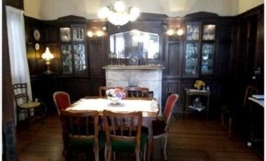 Casa en venta - 5 Dormitorios 4 Baños - 340mts2 - Mar Del Plata