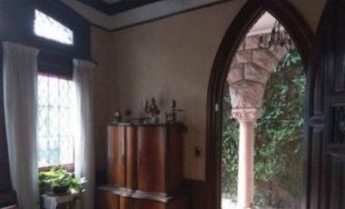 Casa en venta - 5 Dormitorios 4 Baños - 340mts2 - Mar Del Plata