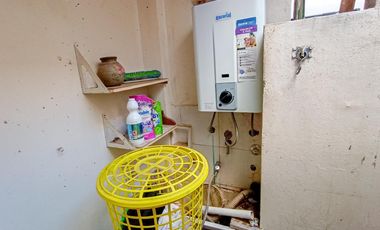 Venta Departamento en Lanús Oeste de 2 ambientes Planta Baja al Frente con Patio