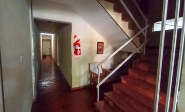 Venta Departamento en Lanús Oeste de 2 ambientes Planta Baja al Frente con Patio