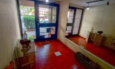 Venta Departamento en Lanús Oeste de 2 ambientes Planta Baja al Frente con Patio