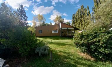 Complejo de cabañas en venta - 8 UFs - 7700mts2 - Neuquen