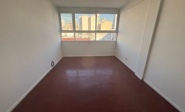 Oficina en tercer piso al frente