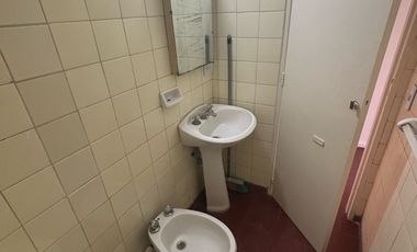 Oficina en tercer piso al frente