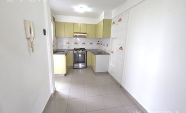 Alquiler departamento 3 ambientes con balcón en Avellaneda