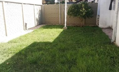 Casa en venta - 2 Dormitorios 2 Baños - Azul