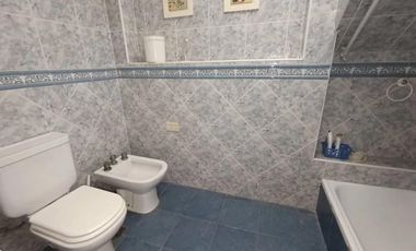 Casa en venta - 4 Dormitorios 2 Baños - Córdoba
