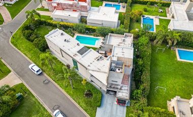 Imponente Casa en Cadaques - Funes Hills