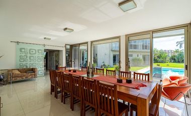 Imponente Casa en Cadaques - Funes Hills