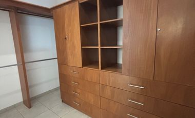 Casa en venta en Loretta 1