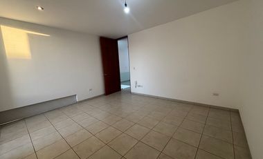 Casa en venta en Loretta 1