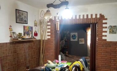 Dúplex en venta - 2 Dormitorios 2 Baños - Cochera - 197Mts2 - Almirante Brown