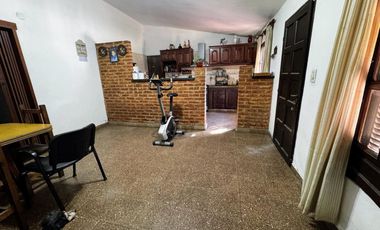 Casa en venta - 3 Dormitorios 1 Baño - Saladillo