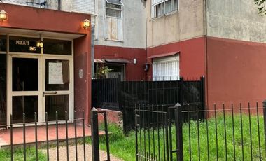 Departamento en venta - 3 Dormitorios 2 Baños - Claypole