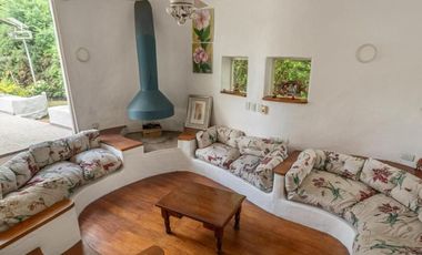 Casa en venta - 3 Dormitorios 2 Baños - El Venado