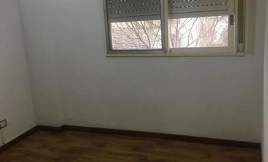 Departamento en alquiler - 2 Dormitorios 1 Baño - Quilmes