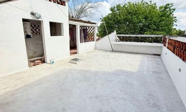Casa en venta con habitación en planta baja en Sipeh Ánimas