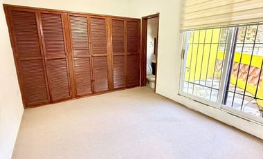 Casa en venta con habitación en planta baja en Sipeh Ánimas