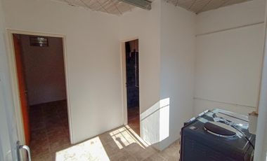 Alquiler PH en Banfield Oeste Monoambiente