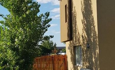 Casa en venta - 4 Dormitorios  4 Baños 2 Cocheras - 860Mts2 - Escobar