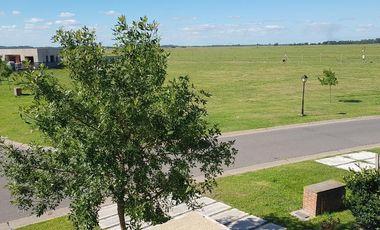 Casa en venta - 4 Dormitorios  4 Baños 2 Cocheras - 860Mts2 - Escobar