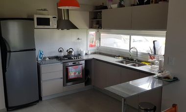 Casa en venta - 4 Dormitorios  4 Baños 2 Cocheras - 860Mts2 - Escobar