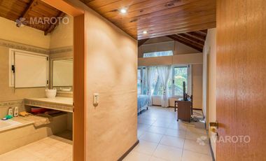 CASA EN VENTA EN C.C. LOS HORNEROS - MAROTO PROPIEDADES-