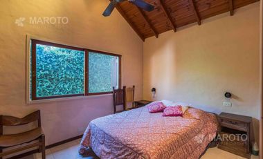 CASA EN VENTA EN C.C. LOS HORNEROS - MAROTO PROPIEDADES-