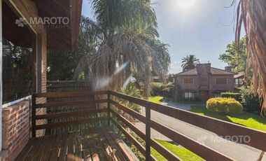 CASA EN VENTA EN C.C. LOS HORNEROS - MAROTO PROPIEDADES-