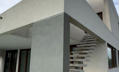 Casa en Venta en Laguna Grande-Villanueva