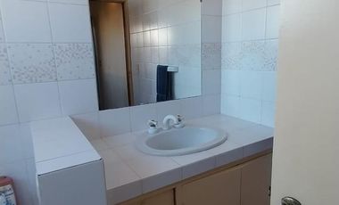 Casa en venta - 2 Dormitorios 1 Baño - 85mts2 - Bernal