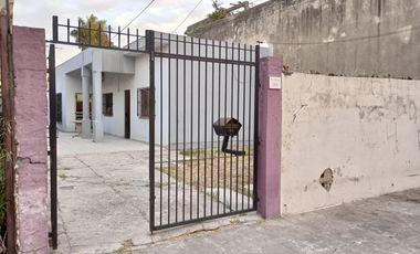 Casa en venta - 2 Dormitorios 1 Baño - Wilde