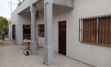 Casa en venta - 2 Dormitorios 1 Baño - Wilde