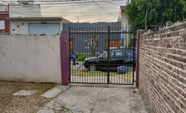 Casa en venta - 2 Dormitorios 1 Baño - Wilde